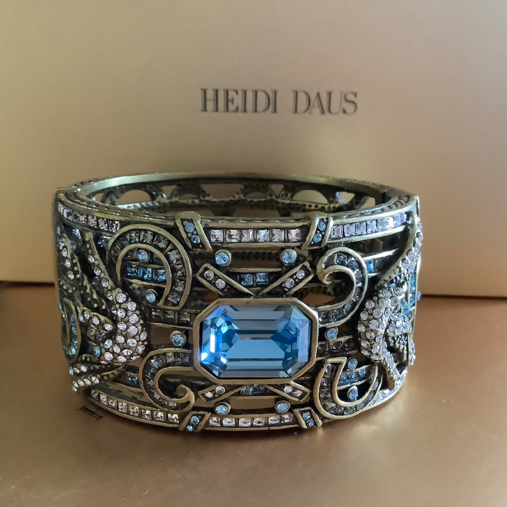 Heidi Daus Vintage Crystal Cuff Bracelet Aqua Clear SZ M/L - Picture 3 of 16